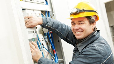 Zdjęcie zawodu Elektroenergetyk pomiarów i zabezpieczeń