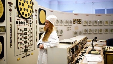 Zdjęcie zawodu Operatorka reaktora jądrowego